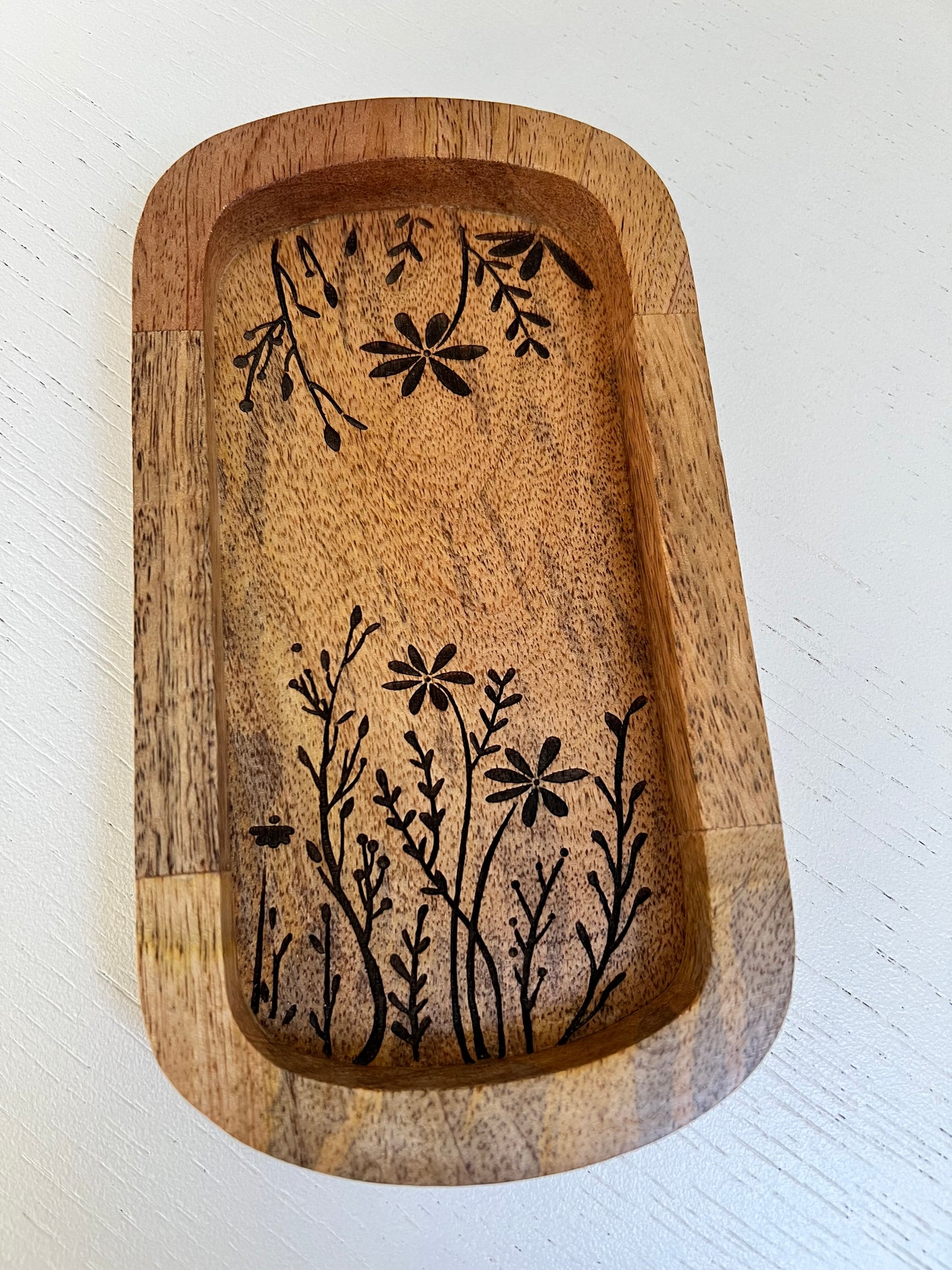 Wooden Etched Flower Design Tray