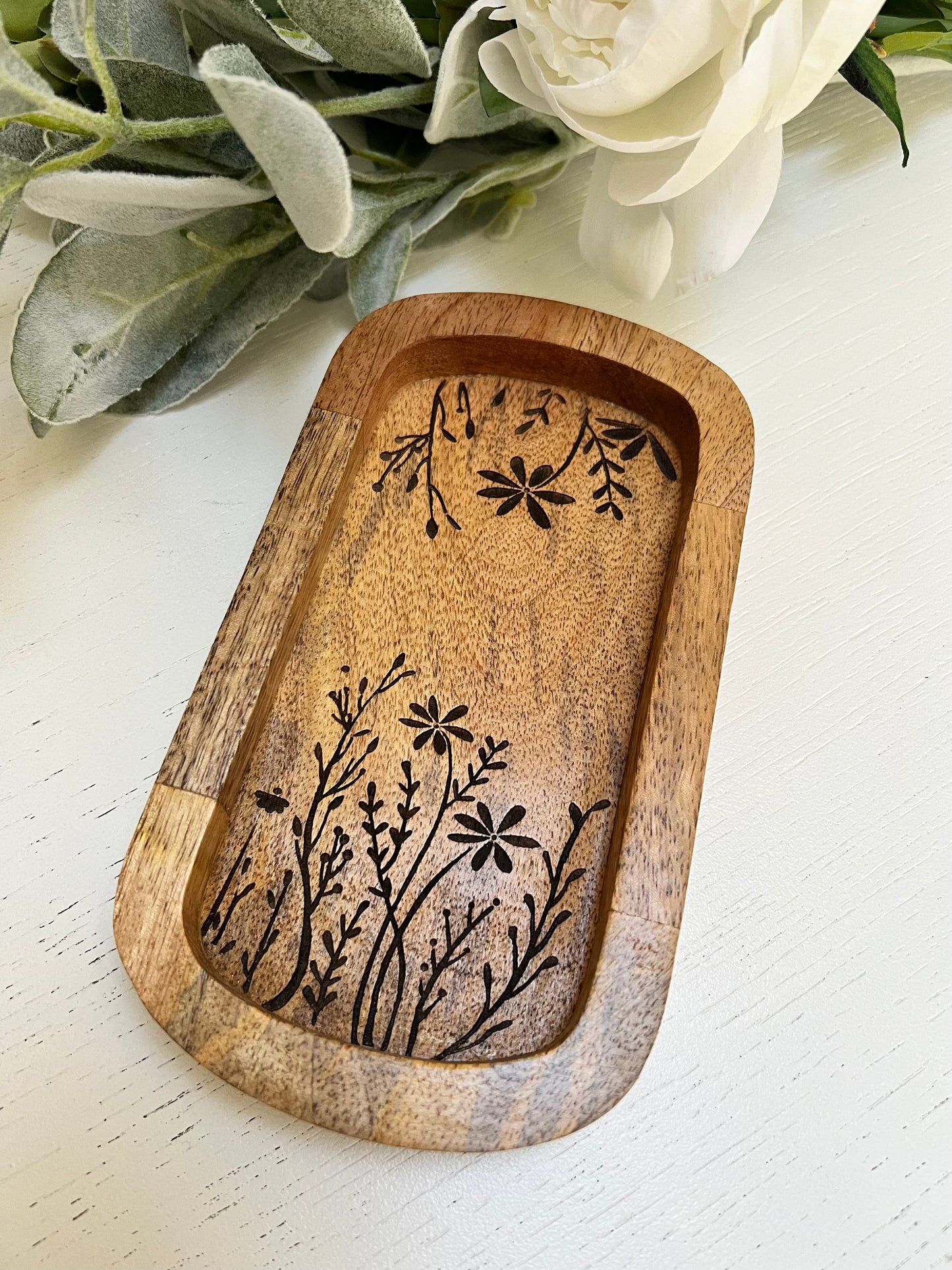 Wooden Etched Flower Design Tray