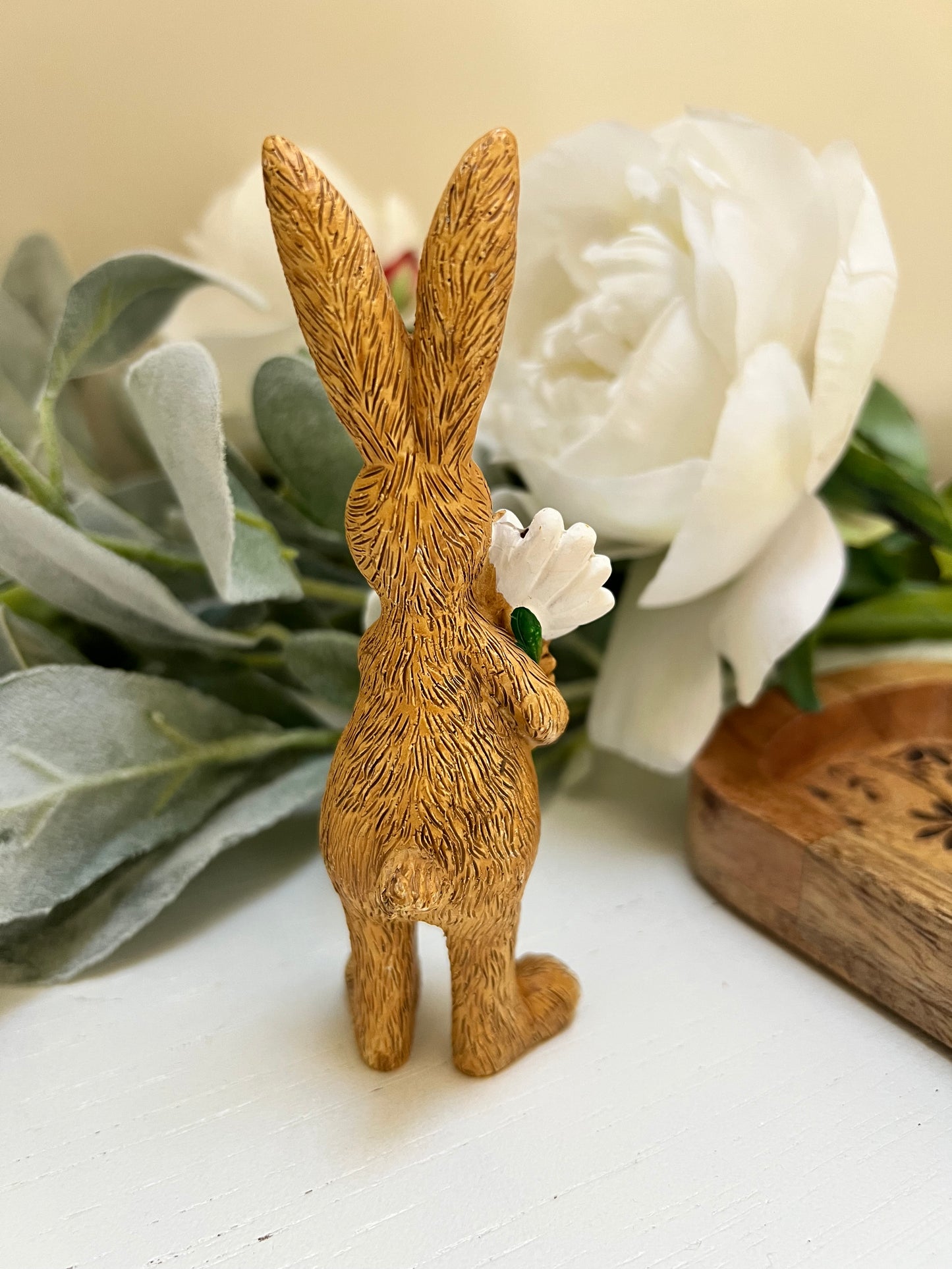 Jasper Rabbit Daisy