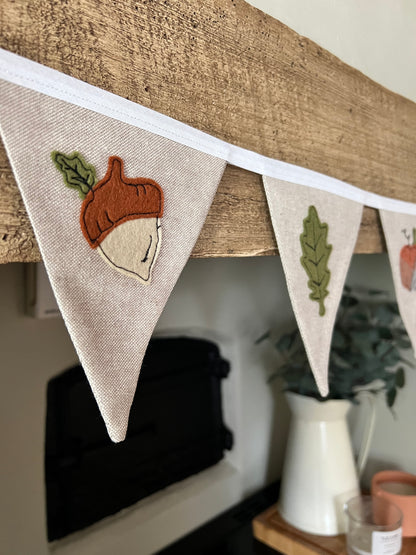 Autumn Acorn Bunting
